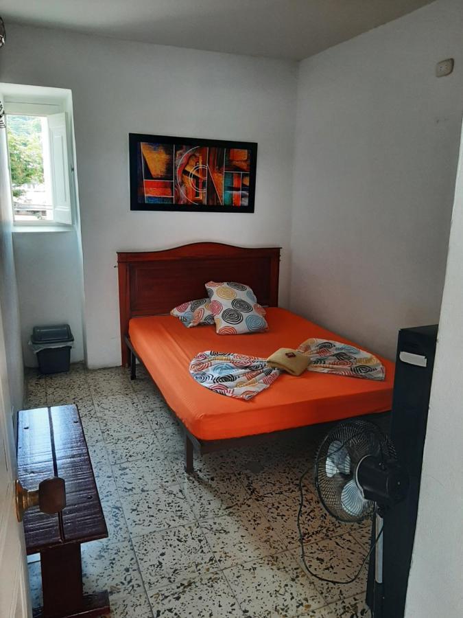 Hotel Andaluz Andalucia Екстериор снимка