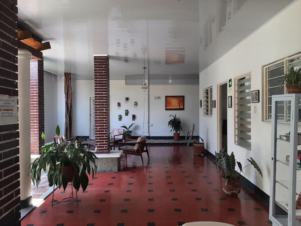 Hotel Andaluz Andalucia Екстериор снимка